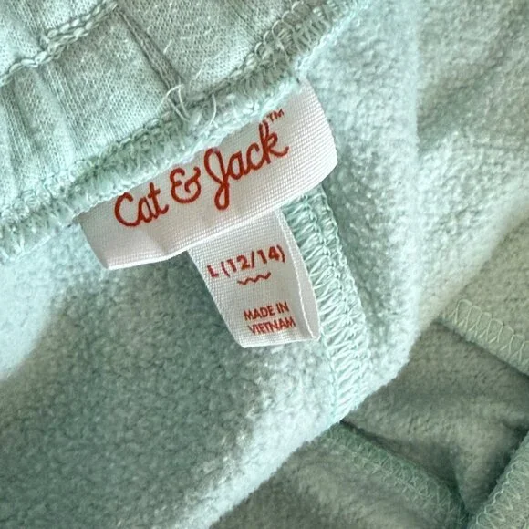 CAT & JACK BOY SHORTS AND T-SHIRT SET - Picture 9 of 12